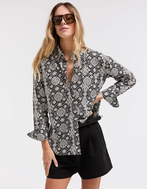 Florence Shirt - Black/White Chic Urban Fashion Look