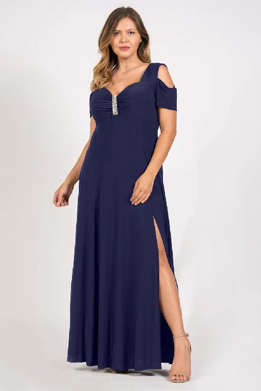 R&M Richards 1367 Evening Long Formal Dress Elegant Details